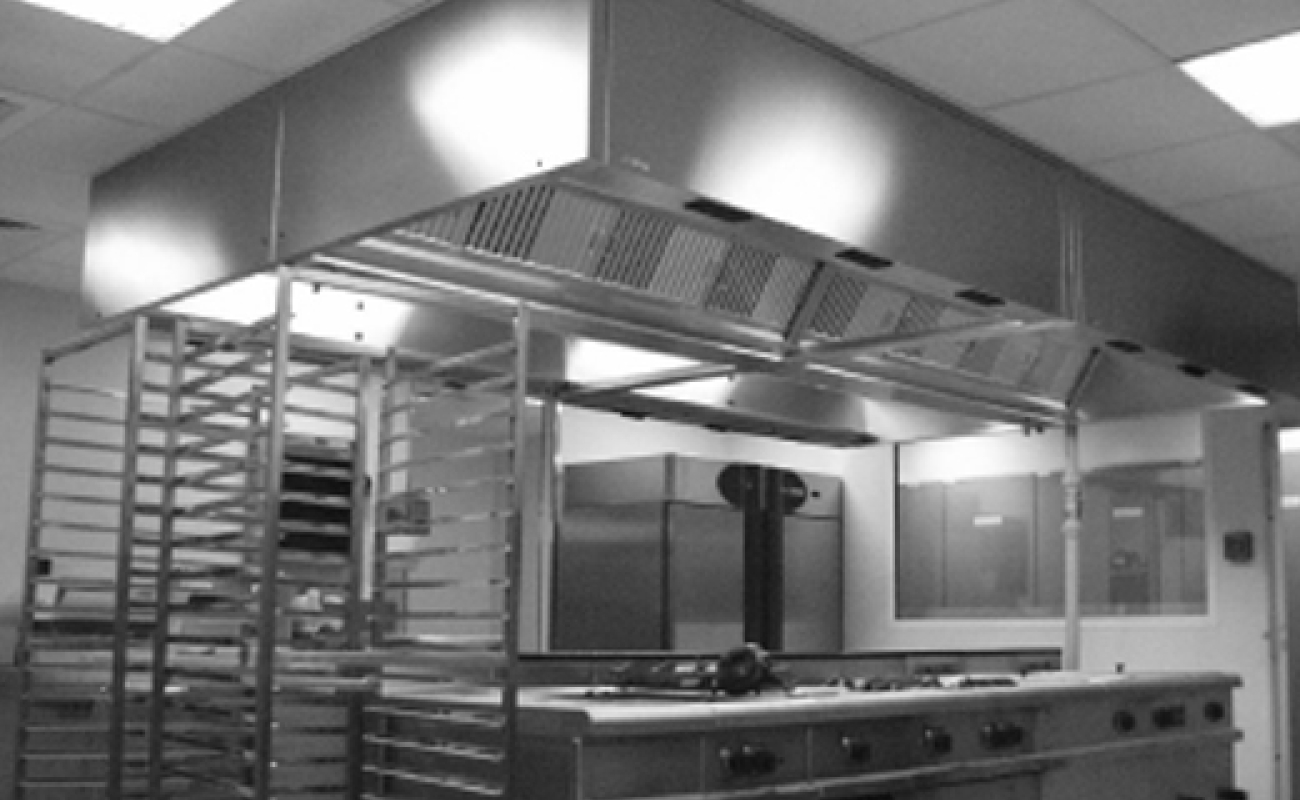 Débit d’extraction réduit et gain d’exploitation en cuisine professionnelle