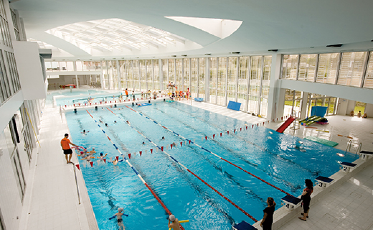 Le Dôme de Vincennes : générateur thermodynamique et modulation d’air neuf pour une piscine HQE